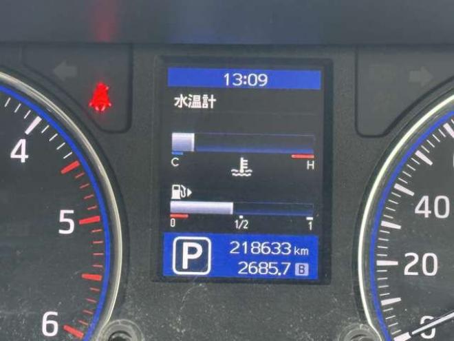 キャラバンNV350 2.5 プレミアムGX ロングボディ ディーゼルターボ 4WD　記録簿/ディスプレイオーディオ/Bカメラ 2500