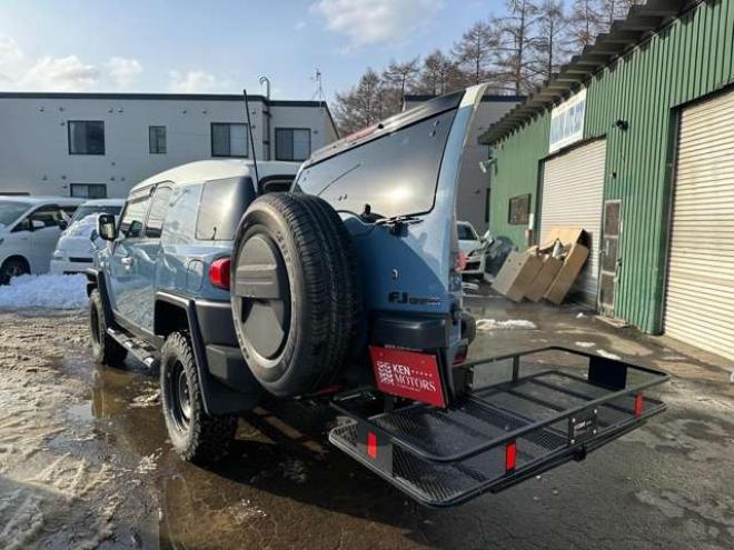 FJクルーザー4.0 カラーパッケージ 4WD　ヒッチキャリア/純正ナビ/サイドステップ 4000