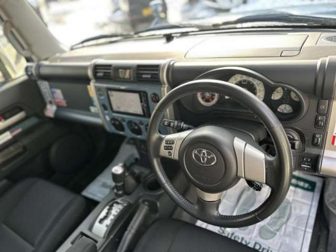 FJクルーザー4.0 カラーパッケージ 4WD　ヒッチキャリア/純正ナビ/サイドステップ 4000