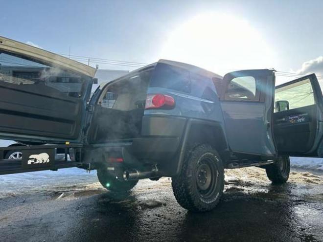 FJクルーザー4.0 カラーパッケージ 4WD　ヒッチキャリア/純正ナビ/サイドステップ 4000