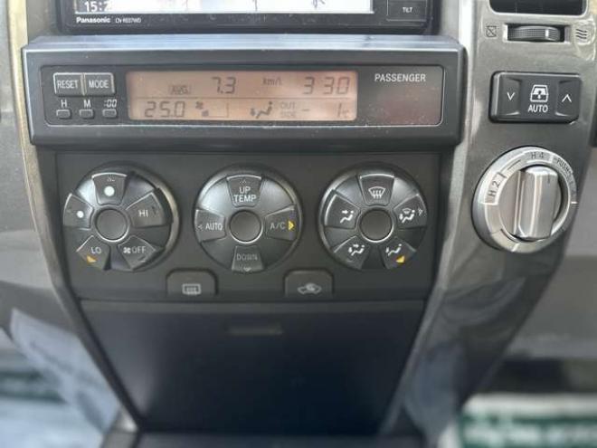ハイラックスサーフ2.7 SSR-X リミテッド 4WD　リフトアップ/社外ナビ/PS/PW/AW/キーレス 2700