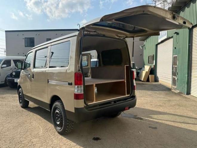 タウンエースバン1.5 GL 4WD　全塗装済/社外ナビ/Bカメラ/ETC/リフトUP 1500