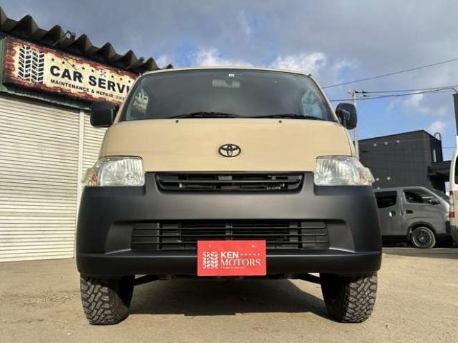 タウンエースバン1.5 GL 4WD　全塗装済/社外ナビ/Bカメラ/ETC/リフトUP 1500