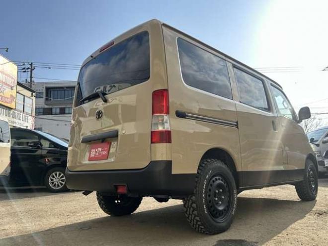タウンエースバン1.5 GL 4WD　全塗装済/社外ナビ/Bカメラ/ETC/リフトUP 1500