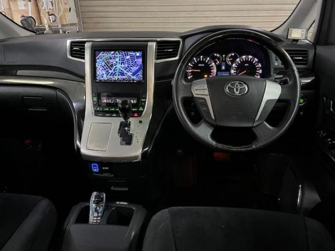 アルファード２４０Ｓ　プライムセレクションⅡ　タイプゴールド　本州仕入　ワンオーナー　禁煙車　ＷＡＫＯＳバリアスコーティング済　純正１８インチＡＷ　社外１６ＡＷ＋スタッドレスタイヤ付　両側パワースライドドア　パワーバックドア　アルパインＨＤＤナビ（フルセグ地デジ　ＤＶＤ再生　ミュージックサーバー）＋バックカメラ　アルパイン製リアフリップダウンモニター　前後コーナーセンサー　横滑り防止装置　ＨＩＤ　ＥＴＣ 　タイミングチェーン 4WD 2400 5Dr