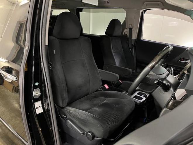 アルファード２４０Ｓ　プライムセレクションⅡ　タイプゴールド　本州仕入　ワンオーナー　禁煙車　ＷＡＫＯＳバリアスコーティング済　純正１８インチＡＷ　社外１６ＡＷ＋スタッドレスタイヤ付　両側パワースライドドア　パワーバックドア　アルパインＨＤＤナビ（フルセグ地デジ　ＤＶＤ再生　ミュージックサーバー）＋バックカメラ　アルパイン製リアフリップダウンモニター　前後コーナーセンサー　横滑り防止装置　ＨＩＤ　ＥＴＣ 　タイミングチェーン 4WD 2400 5Dr