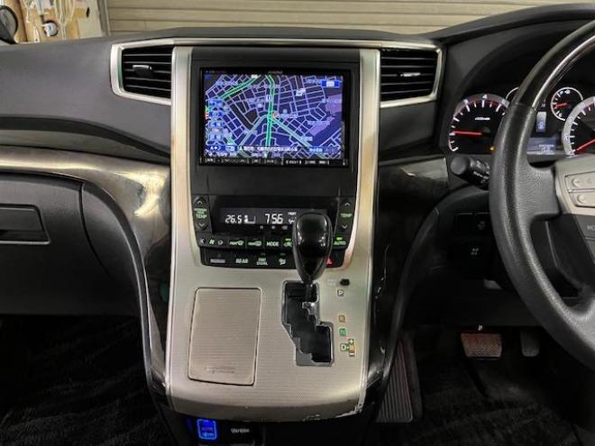 アルファード２４０Ｓ　プライムセレクションⅡ　タイプゴールド　本州仕入　ワンオーナー　禁煙車　ＷＡＫＯＳバリアスコーティング済　純正１８インチＡＷ　社外１６ＡＷ＋スタッドレスタイヤ付　両側パワースライドドア　パワーバックドア　アルパインＨＤＤナビ（フルセグ地デジ　ＤＶＤ再生　ミュージックサーバー）＋バックカメラ　アルパイン製リアフリップダウンモニター　前後コーナーセンサー　横滑り防止装置　ＨＩＤ　ＥＴＣ 　タイミングチェーン 4WD 2400 5Dr