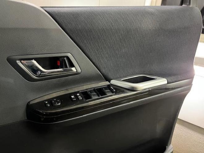 アルファード２４０Ｓ　プライムセレクションⅡ　タイプゴールド　本州仕入　ワンオーナー　禁煙車　ＷＡＫＯＳバリアスコーティング済　純正１８インチＡＷ　社外１６ＡＷ＋スタッドレスタイヤ付　両側パワースライドドア　パワーバックドア　アルパインＨＤＤナビ（フルセグ地デジ　ＤＶＤ再生　ミュージックサーバー）＋バックカメラ　アルパイン製リアフリップダウンモニター　前後コーナーセンサー　横滑り防止装置　ＨＩＤ　ＥＴＣ 　タイミングチェーン 4WD 2400 5Dr