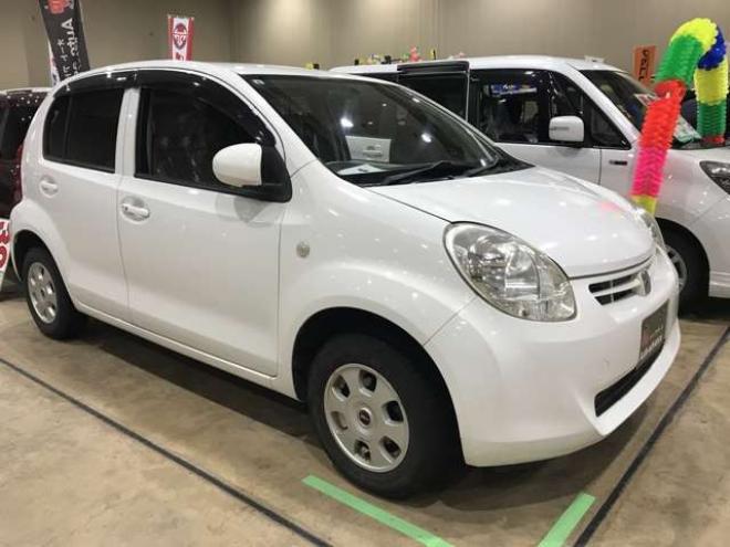パッソ1.0 X ユルリ 4WD　新在　限 定プラ イス 1000