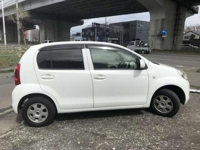 パッソ1.0 X ユルリ 4WD　新在　限 定プラ イス 1000