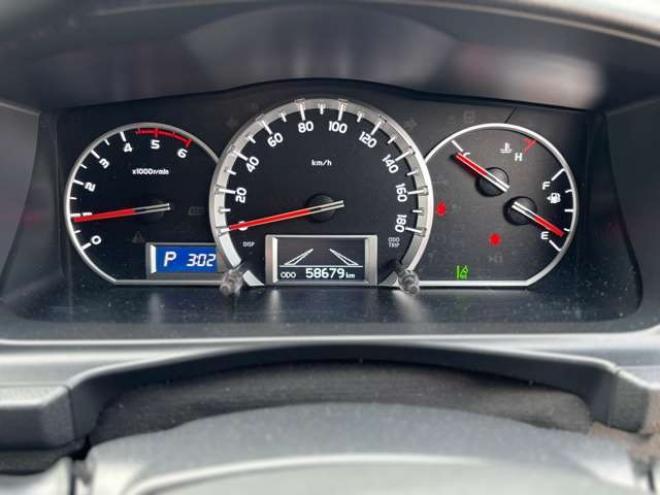 ハイエースバン2.8 スーパーGL ダークプライムII ロングボディ ディーゼルターボ 4WD　8インチナビTV 両側パワスラ ベッドキット 2800