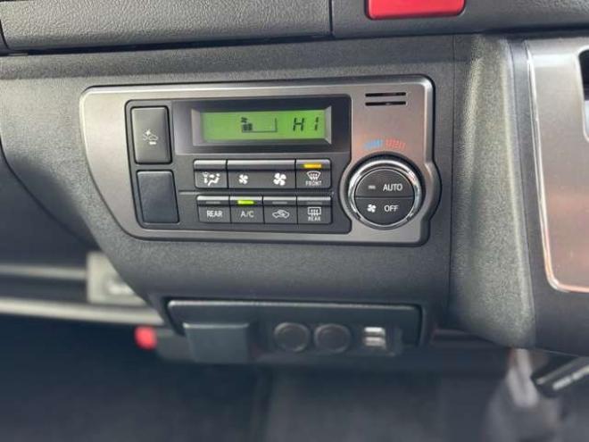 ハイエースバン2.8 スーパーGL ダークプライムII ロングボディ ディーゼルターボ 4WD　8インチナビTV 両側パワスラ ベッドキット 2800