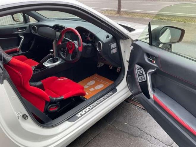 862.0 GT　6MT レカロシート RAYS製TE37 純正ナビTV 2WD 2000