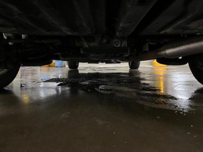 ヴォクシーＺＳキラメキ　ワンオーナー　寒冷地仕様　禁煙車　ＷＡＫＯＳバリアスコーティング済　純正１６インチＡＷ　社外１５ＡＷ＋スタッドレスタイヤ付　両側パワースライドドア　純正ナビ（フルセグ地デジ＋ＤＶＤ再生＋Ｂｌｕｅｔｏｏｔｈオーディオ）＋バックカメラ　プリクラッシュセーフティ　車線逸脱警報　ＬＥＤヘッドライト　フロントガラス熱線　純正エンジンスターター　アイドリングストップ　ＥＴＣ　７人乗りキャプテンシート 4WD 2000 5Dr