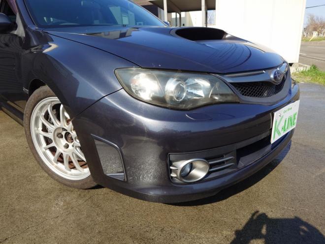 インプレッサWRX STI ワンオーナー　ローダウン　STIレカロシート　SI-DRIVE　ディーラーオプションストラーダナビ・TV　バックカメラ　ドアバイザー　夏タイヤ＆社外18インチAW　冬タイヤ＆STI純正18インチAW　スマートキー　スペアキー　 カタログ燃費　JC08モード9.4km/L　4WD 2000 5Dr
