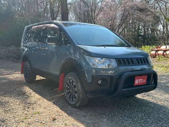 デリカD：5 2.4 G プレミアム 4WD　純正ナビ/両側パワスラ/オートステップ 2400