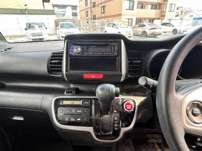 N-BOXG Lパッケージ 4WD　パワースライドドア　キーレスキー 660