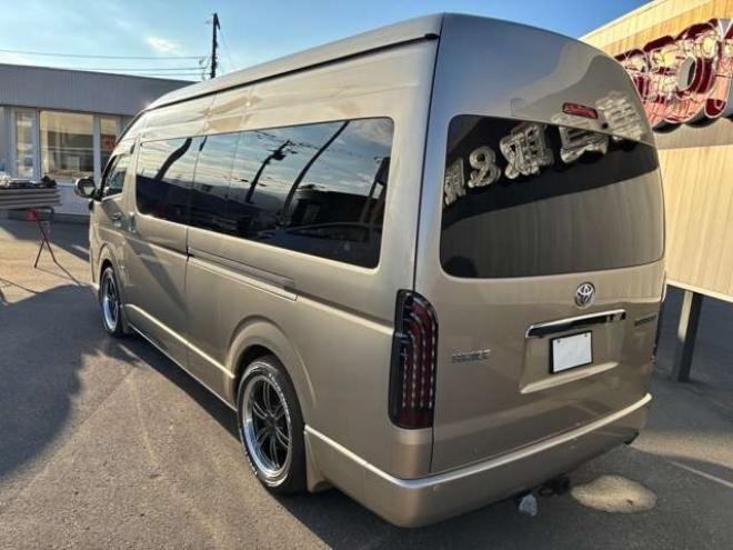 ハイエース2.7 グランドキャビン 4WD　 2700