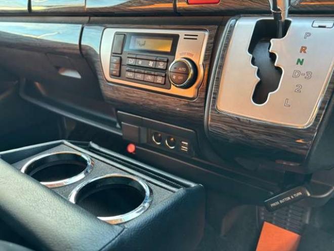 ハイエース2.7 グランドキャビン 4WD　 2700