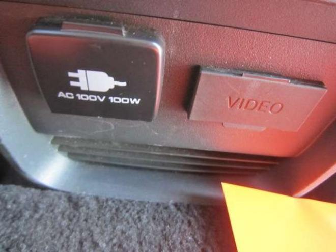 デリカD：5 2.4 エクシード II 4WD　パワスラドアナビTVスマートキー夏冬タイヤ 2400