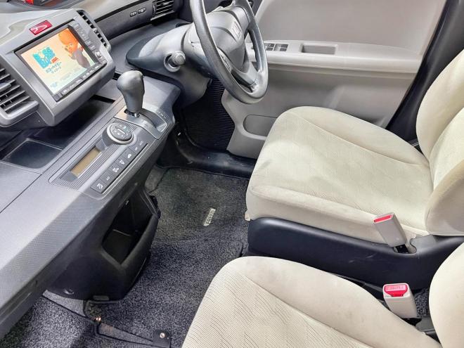 フリード1.5G Lパッケージ 4WD 5年保証 パワスラ ナビTV Bカメ ETC 寒冷地仕様 禁煙 車検整備2年付 修復歴無