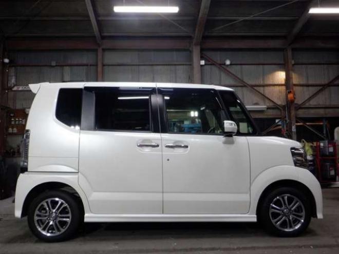 N-BOXカスタムG Lパッケージ 4WD　ナビ・B/T・TV・Bカメラ・ETC・パワスラ 660