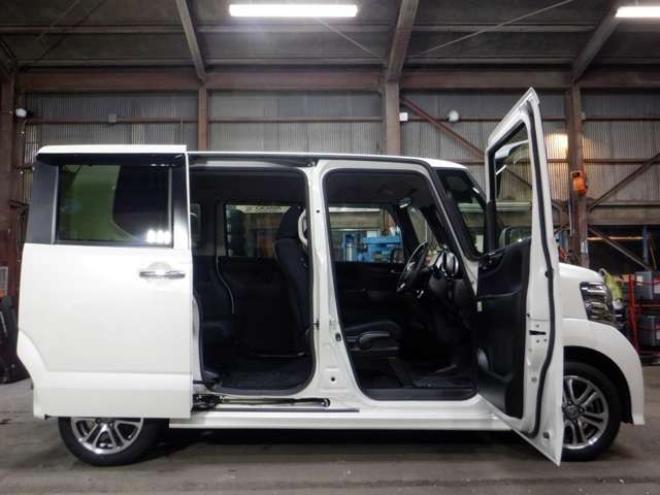 N-BOXカスタムG Lパッケージ 4WD　ナビ・B/T・TV・Bカメラ・ETC・パワスラ 660