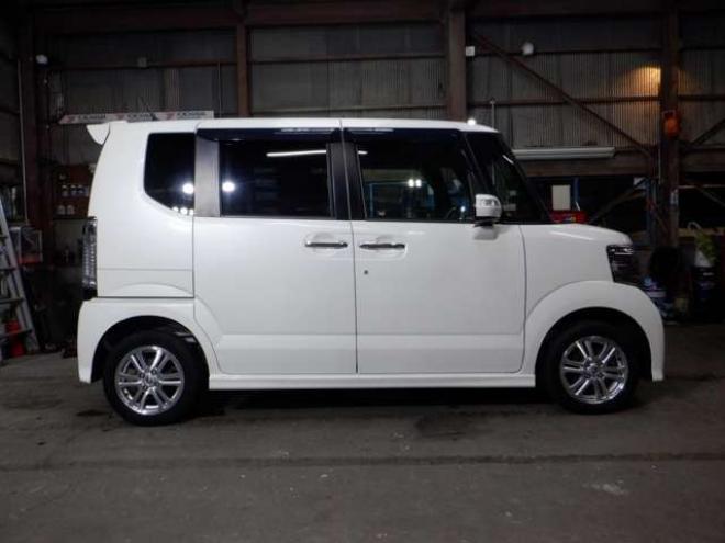 N-BOXカスタムG Lパッケージ 4WD　本州仕入・ナビ・TV・パワスラ・ETC 660