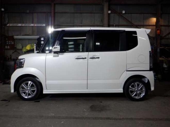 N-BOXカスタムG Lパッケージ 4WD　本州仕入・ナビ・TV・パワスラ・ETC 660
