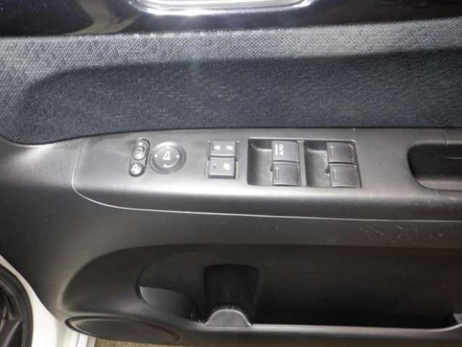 N-BOXカスタムG Lパッケージ 4WD　本州仕入・ナビ・TV・パワスラ・ETC 660