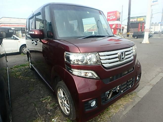 N-BOXカスタムG Lパッケージ 4WD　検9/6パワスラ夏冬タイヤアルミ 660