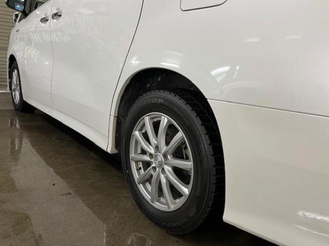 アルファードハイブリッドＳＲ　Ｃパッケージ　本州仕入　寒冷地仕様　禁煙車　ＪＢＬサウンド　プリクラッシュ　レーダークルーズ　社外１７インチＡＷ　社外１７ＡＷ＋スタッドレスタイヤ付　純正ナビ（フルセグ地デジ　ＤＶＤ再生　Ｂｌｕｅｔｏｏｔｈ）＋バックカメラ　両側パワースライドドア　パワーバックドア　純正ブラックレザーシート　２列目エグゼクティブシート　電動オットマン　ＬＥＤヘッドライト　ドライブレコーダー 2500 5Dr