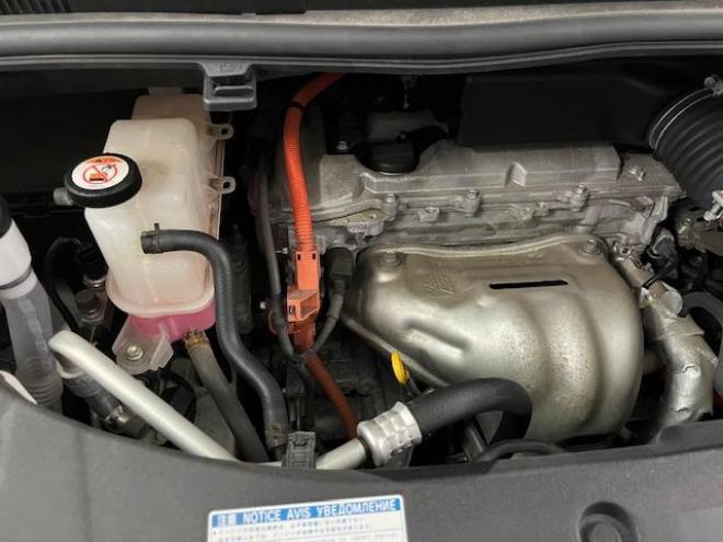 アルファードハイブリッドＳＲ　Ｃパッケージ　本州仕入　寒冷地仕様　禁煙車　ＪＢＬサウンド　プリクラッシュ　レーダークルーズ　社外１７インチＡＷ　社外１７ＡＷ＋スタッドレスタイヤ付　純正ナビ（フルセグ地デジ　ＤＶＤ再生　Ｂｌｕｅｔｏｏｔｈ）＋バックカメラ　両側パワースライドドア　パワーバックドア　純正ブラックレザーシート　２列目エグゼクティブシート　電動オットマン　ＬＥＤヘッドライト　ドライブレコーダー 2500 5Dr