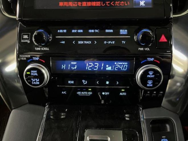 アルファードハイブリッドＳＲ　Ｃパッケージ　本州仕入　寒冷地仕様　禁煙車　ＪＢＬサウンド　プリクラッシュ　レーダークルーズ　社外１７インチＡＷ　社外１７ＡＷ＋スタッドレスタイヤ付　純正ナビ（フルセグ地デジ　ＤＶＤ再生　Ｂｌｕｅｔｏｏｔｈ）＋バックカメラ　両側パワースライドドア　パワーバックドア　純正ブラックレザーシート　２列目エグゼクティブシート　電動オットマン　ＬＥＤヘッドライト　ドライブレコーダー 2500 5Dr
