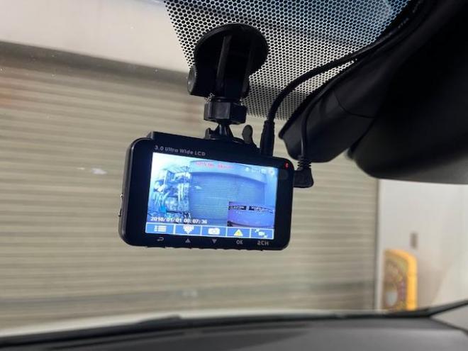 アルファードハイブリッドＳＲ　Ｃパッケージ　本州仕入　寒冷地仕様　禁煙車　ＪＢＬサウンド　プリクラッシュ　レーダークルーズ　社外１７インチＡＷ　社外１７ＡＷ＋スタッドレスタイヤ付　純正ナビ（フルセグ地デジ　ＤＶＤ再生　Ｂｌｕｅｔｏｏｔｈ）＋バックカメラ　両側パワースライドドア　パワーバックドア　純正ブラックレザーシート　２列目エグゼクティブシート　電動オットマン　ＬＥＤヘッドライト　ドライブレコーダー 2500 5Dr
