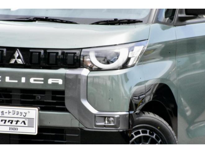 デリカミニTプレミアム　4WD　タローズオリジナル　ブラックエディション