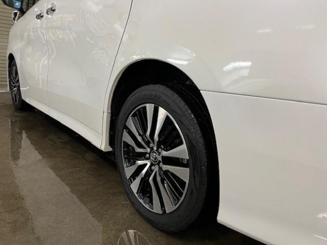 アルファードＳ　Ｃパッケージ後期型　本州仕入　禁煙車　プリクラッシュ　レーダークルーズ　レーントレーシング　純正１８インチＡＷ　社外１６ＡＷ＋スタッドレスタイヤ付　純正１０インチナビ（フルセグ地デジ　Ｂｌｕｅｔｏｏｔｈ）＋バックカメラ　純正１２．１インチリアフリップダウンモニター　両側パワースライドドア　パワーバックドア　純正ブラックレザーシート　電動オットマン　ＬＥＤヘッドライト　純正ドライブレコーダー　ステアリングヒーター　シートヒーター＆クーラー　ＥＴＣ 4WD 2500 5Dr