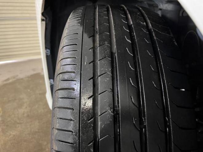 アルファードＳ　Ｃパッケージ後期型　本州仕入　禁煙車　プリクラッシュ　レーダークルーズ　レーントレーシング　純正１８インチＡＷ　社外１６ＡＷ＋スタッドレスタイヤ付　純正１０インチナビ（フルセグ地デジ　Ｂｌｕｅｔｏｏｔｈ）＋バックカメラ　純正１２．１インチリアフリップダウンモニター　両側パワースライドドア　パワーバックドア　純正ブラックレザーシート　電動オットマン　ＬＥＤヘッドライト　純正ドライブレコーダー　ステアリングヒーター　シートヒーター＆クーラー　ＥＴＣ 4WD 2500 5Dr