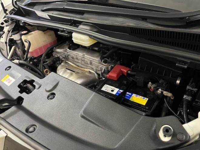アルファードＳ　Ｃパッケージ後期型　本州仕入　禁煙車　プリクラッシュ　レーダークルーズ　レーントレーシング　純正１８インチＡＷ　社外１６ＡＷ＋スタッドレスタイヤ付　純正１０インチナビ（フルセグ地デジ　Ｂｌｕｅｔｏｏｔｈ）＋バックカメラ　純正１２．１インチリアフリップダウンモニター　両側パワースライドドア　パワーバックドア　純正ブラックレザーシート　電動オットマン　ＬＥＤヘッドライト　純正ドライブレコーダー　ステアリングヒーター　シートヒーター＆クーラー　ＥＴＣ 4WD 2500 5Dr