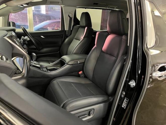 アルファードＳ　Ｃパッケージ後期型　本州仕入　禁煙車　プリクラッシュ　レーダークルーズ　レーントレーシング　純正１８インチＡＷ　社外１６ＡＷ＋スタッドレスタイヤ付　純正ナビ（Ｍｉｒａｃａｓｔ　Ｂｌｕｅｔｏｏｔｈ）＋バックカメラ　両側パワースライドドア　パワーバックドア　純正ブラックレザーシート　電動オットマン　三眼ＬＥＤヘッドライト　前後ドライブレコーダー　ステアリングヒーター　シートヒーター＆クーラー　ＥＴＣ 4WD 2500 5Dr