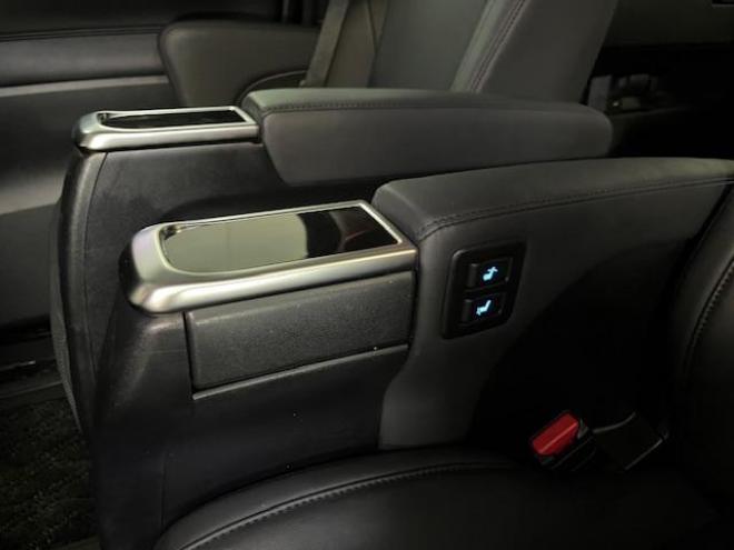 アルファードＳ　Ｃパッケージ後期型　本州仕入　禁煙車　プリクラッシュ　レーダークルーズ　レーントレーシング　純正１８インチＡＷ　社外１６ＡＷ＋スタッドレスタイヤ付　純正ナビ（Ｍｉｒａｃａｓｔ　Ｂｌｕｅｔｏｏｔｈ）＋バックカメラ　両側パワースライドドア　パワーバックドア　純正ブラックレザーシート　電動オットマン　三眼ＬＥＤヘッドライト　前後ドライブレコーダー　ステアリングヒーター　シートヒーター＆クーラー　ＥＴＣ 4WD 2500 5Dr