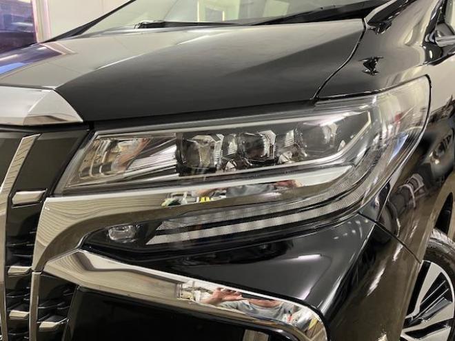 アルファードＳ　Ｃパッケージ後期型　本州仕入　禁煙車　プリクラッシュ　レーダークルーズ　レーントレーシング　純正１８インチＡＷ　社外１６ＡＷ＋スタッドレスタイヤ付　純正ナビ（Ｍｉｒａｃａｓｔ　Ｂｌｕｅｔｏｏｔｈ）＋バックカメラ　両側パワースライドドア　パワーバックドア　純正ブラックレザーシート　電動オットマン　三眼ＬＥＤヘッドライト　前後ドライブレコーダー　ステアリングヒーター　シートヒーター＆クーラー　ＥＴＣ 4WD 2500 5Dr