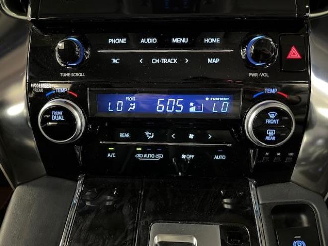 アルファードＳ　Ｃパッケージ後期型　本州仕入　禁煙車　プリクラッシュ　レーダークルーズ　レーントレーシング　純正１８インチＡＷ　社外１６ＡＷ＋スタッドレスタイヤ付　純正ナビ（Ｍｉｒａｃａｓｔ　Ｂｌｕｅｔｏｏｔｈ）＋バックカメラ　両側パワースライドドア　パワーバックドア　純正ブラックレザーシート　電動オットマン　三眼ＬＥＤヘッドライト　前後ドライブレコーダー　ステアリングヒーター　シートヒーター＆クーラー　ＥＴＣ 4WD 2500 5Dr