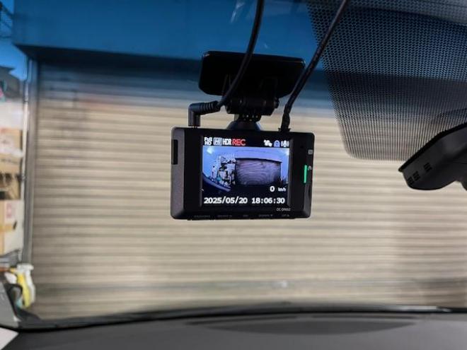 アルファードＳ　Ｃパッケージ後期型　本州仕入　禁煙車　プリクラッシュ　レーダークルーズ　レーントレーシング　純正１８インチＡＷ　社外１６ＡＷ＋スタッドレスタイヤ付　純正ナビ（Ｍｉｒａｃａｓｔ　Ｂｌｕｅｔｏｏｔｈ）＋バックカメラ　両側パワースライドドア　パワーバックドア　純正ブラックレザーシート　電動オットマン　三眼ＬＥＤヘッドライト　前後ドライブレコーダー　ステアリングヒーター　シートヒーター＆クーラー　ＥＴＣ 4WD 2500 5Dr