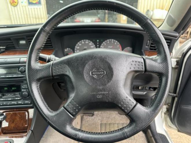 ローレル2.5 25クラブS タイプX 5名 2500 4Dr