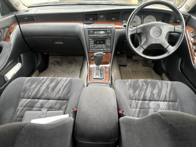 ローレル2.5 25クラブS タイプX 5名 2500 4Dr
