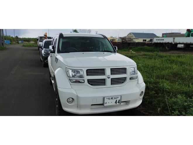 ダッジナイトロAWD 4WD 3700 5Dr