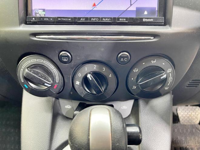 デミオ13C 4WD 5年保証 ナビ 夏冬タイヤ 寒冷地仕様 車検整備2年付 修復歴無