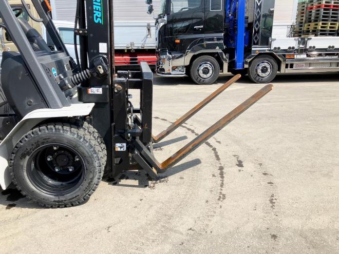 フォークリフト三菱　中古　FHD25T5