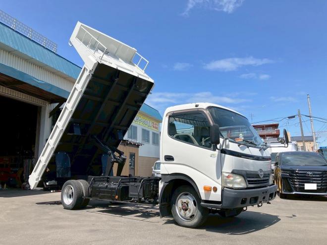 デュトロ中古　ワイドファームダンプ　4WD　小型トラック
